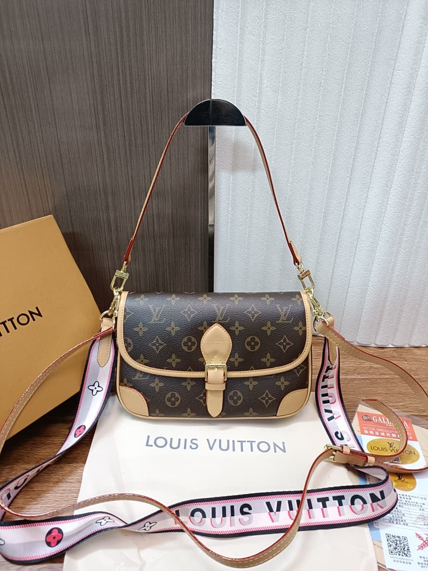 Shoulder Bag