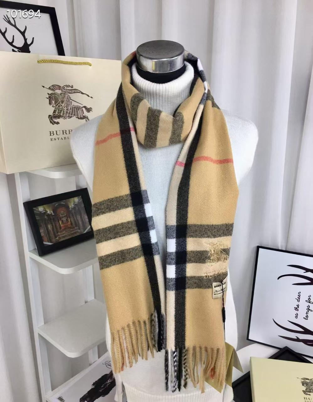 Scarfs Tartan