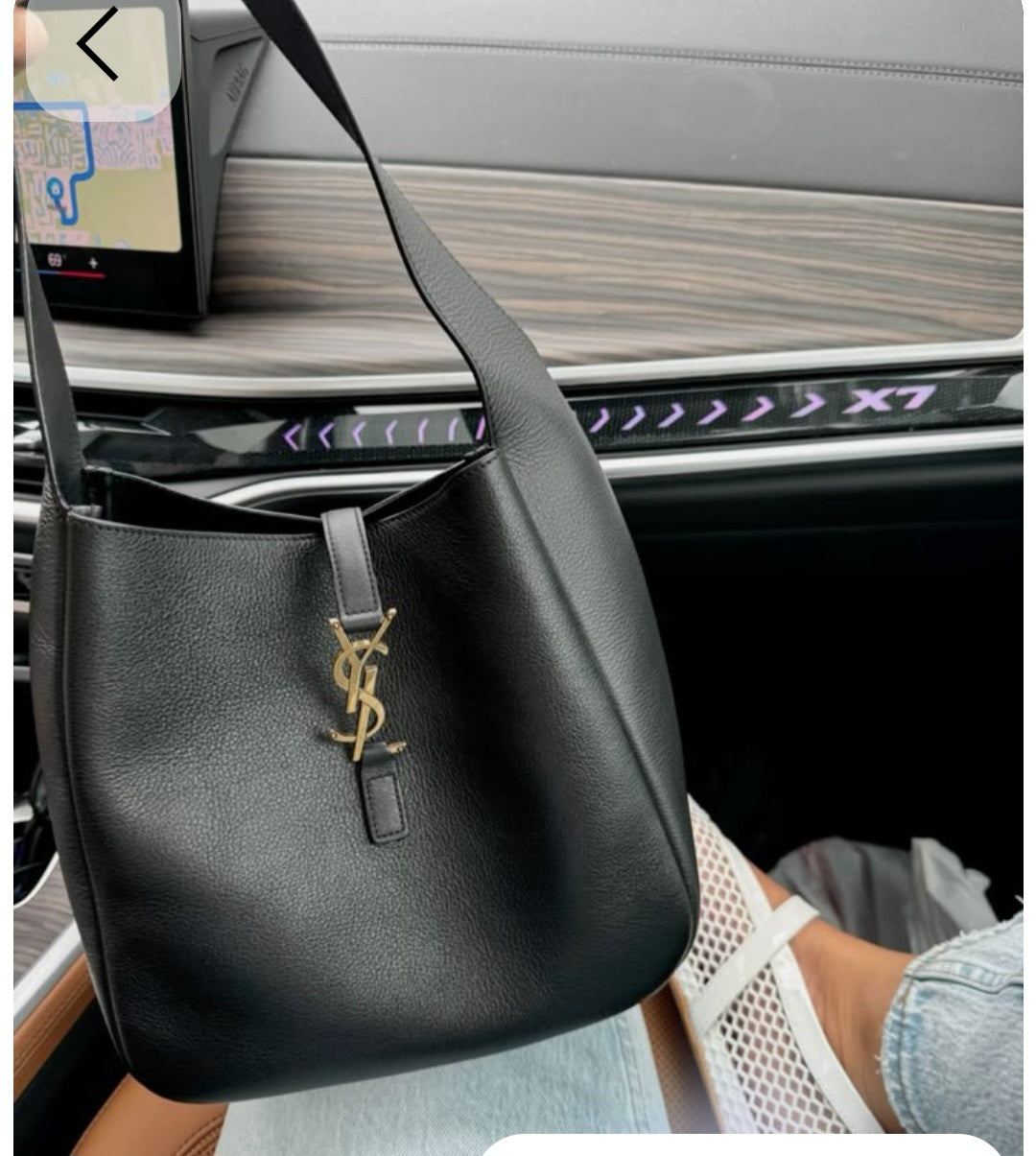 Shoulder bag - Soft leather