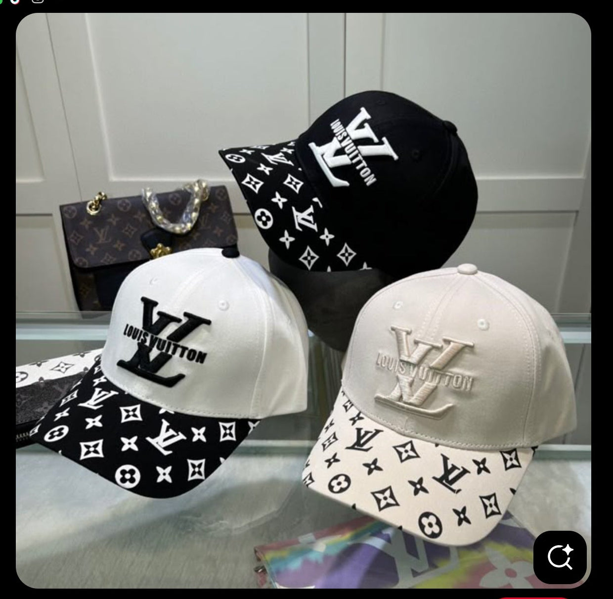 Caps - Streetwear essential